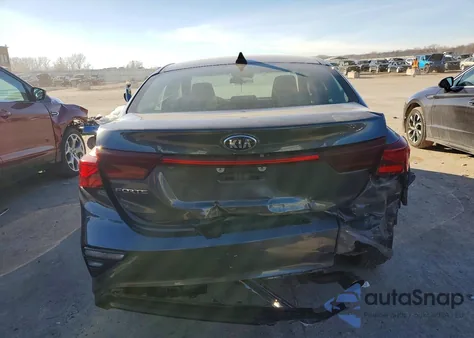 2021 Kia Forte Fe z USA, uszkodzony, nr VIN 3KPF24AD2ME408140